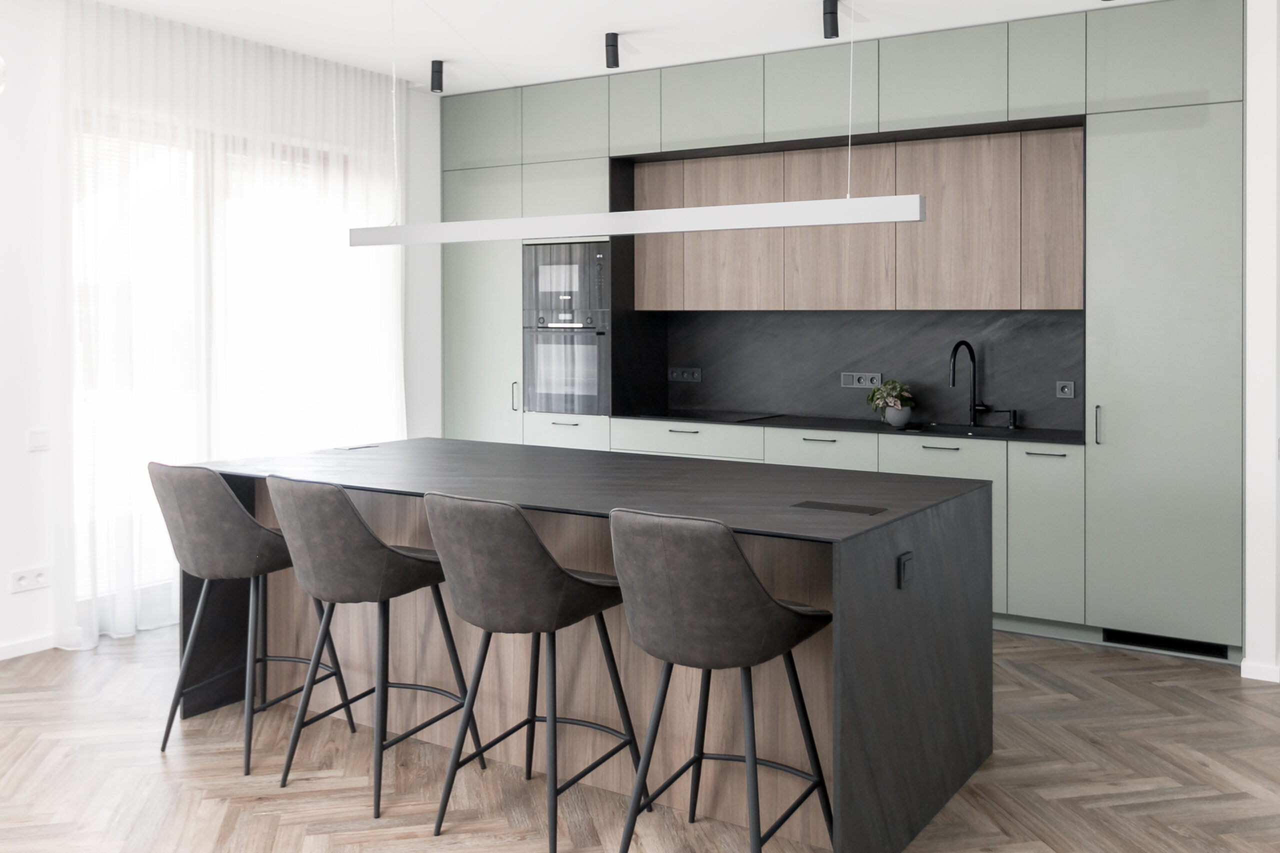 Full kitchen installation